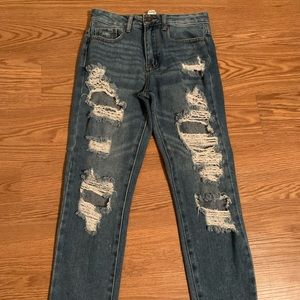 Forever 21 Ripped Mom Jeans Size 25